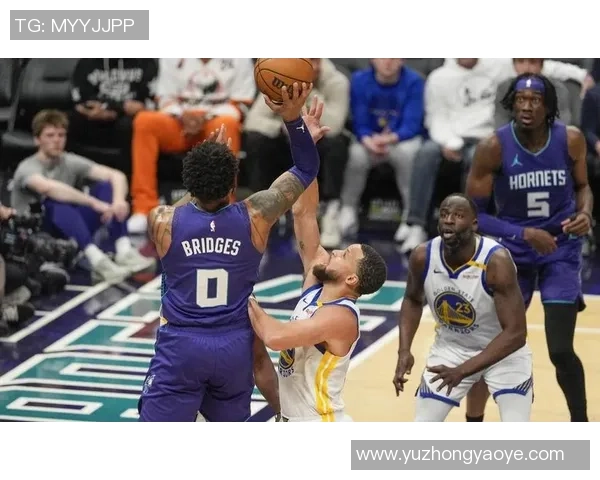 猛龙鏖战黄蜂全场激烈对攻新星崛起掀起东部格局震荡